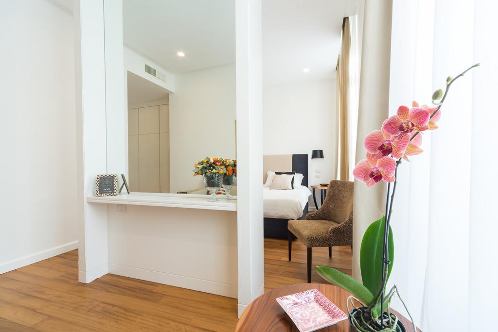 ローマ 900 Piazza Del Popolo Bed & Breakfast エクステリア 写真