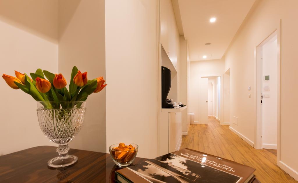 ローマ 900 Piazza Del Popolo Bed & Breakfast エクステリア 写真