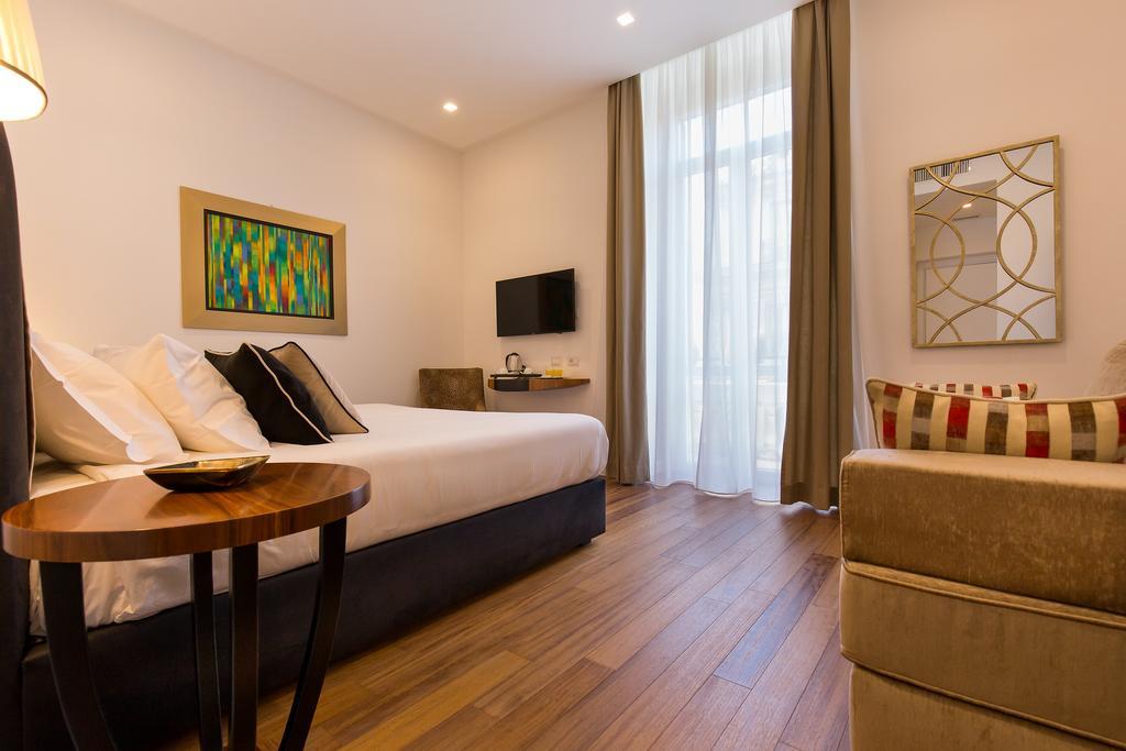 ローマ 900 Piazza Del Popolo Bed & Breakfast エクステリア 写真